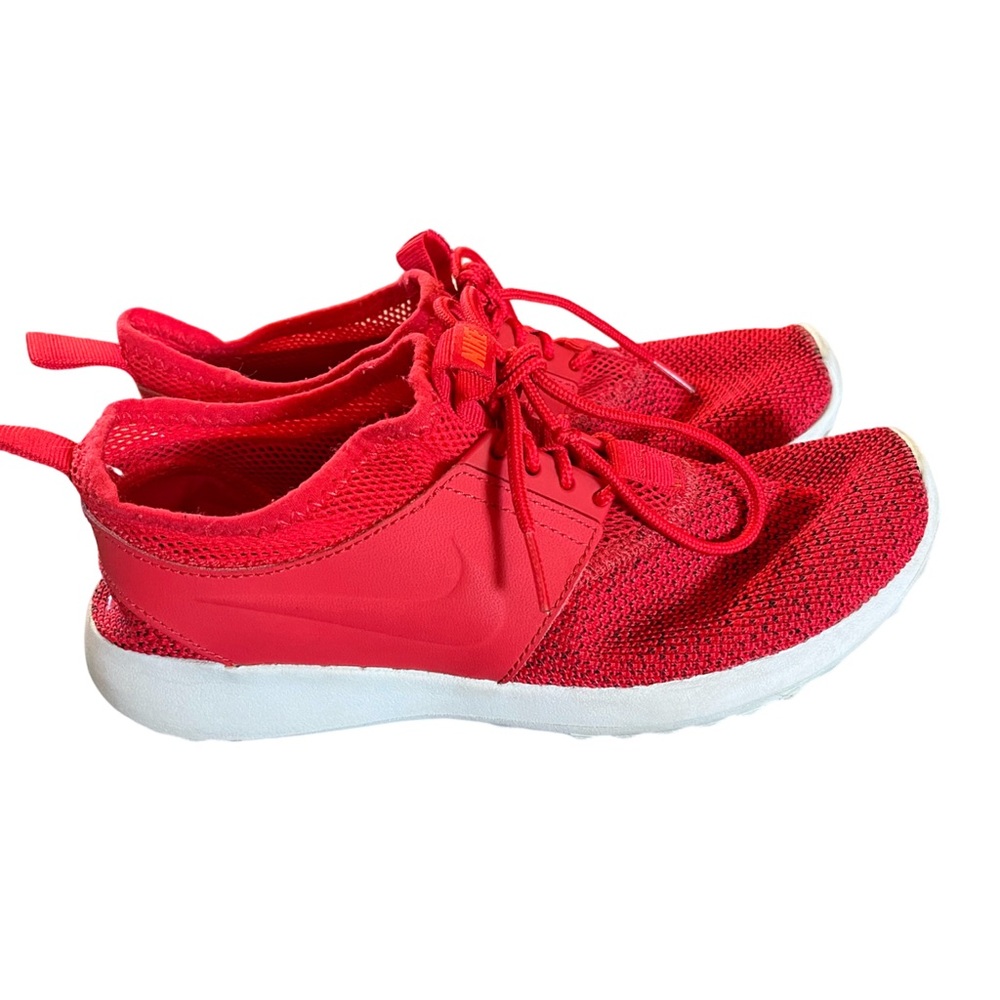 Nike • Red Running Shoes - Picture 2 of 6